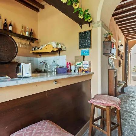 Belvilla By Oyo Scenic With Shared Pool Holiday home